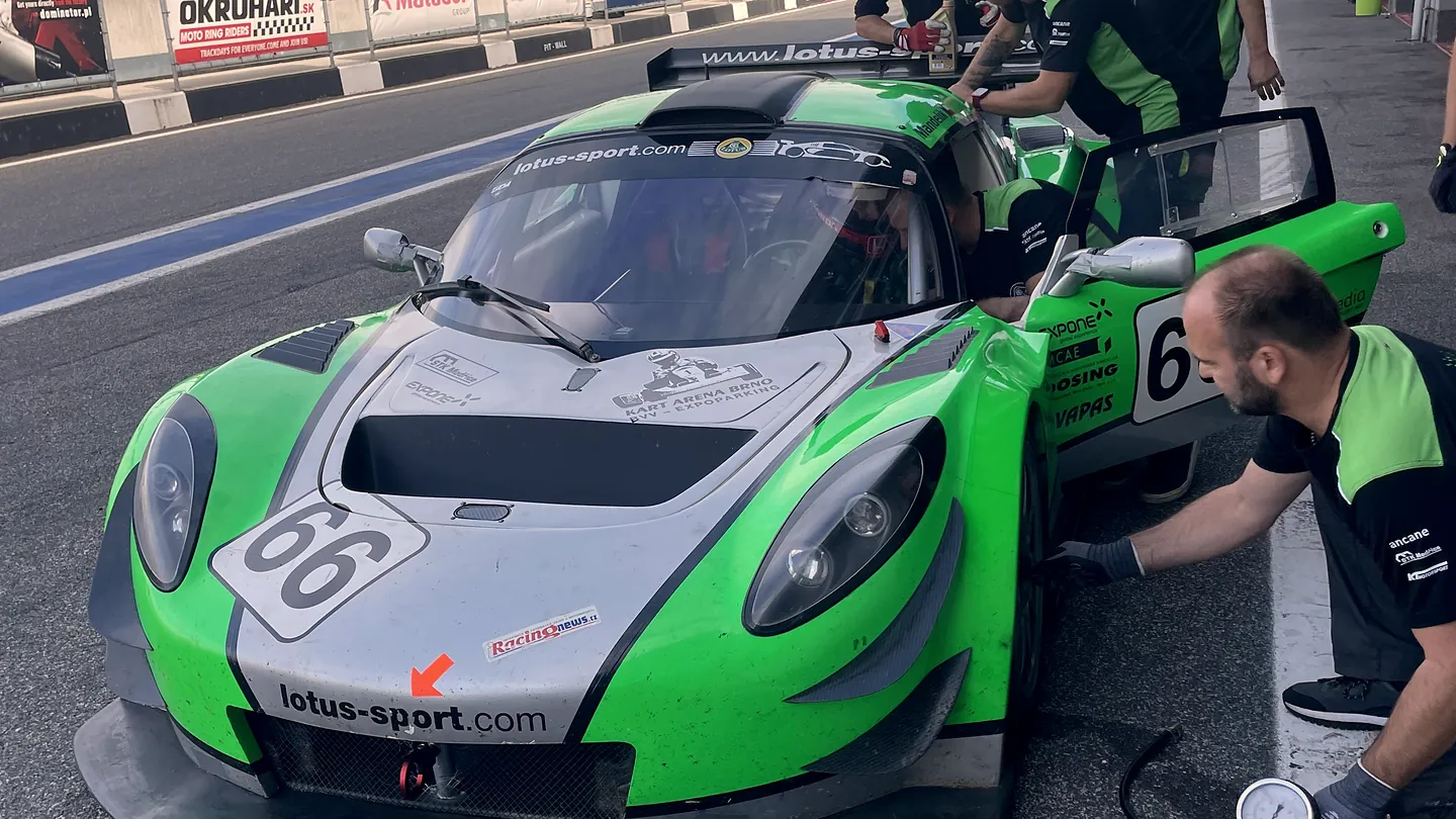 LOTUS EXIGE S2 týmu KT Motorsport